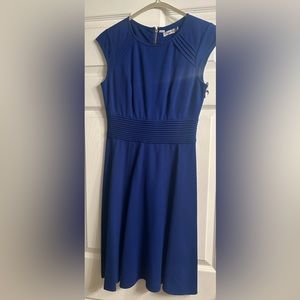 Eliza J Dress Vibrant Royal Blue ladies size 2. Gold zipper and clasp on back.